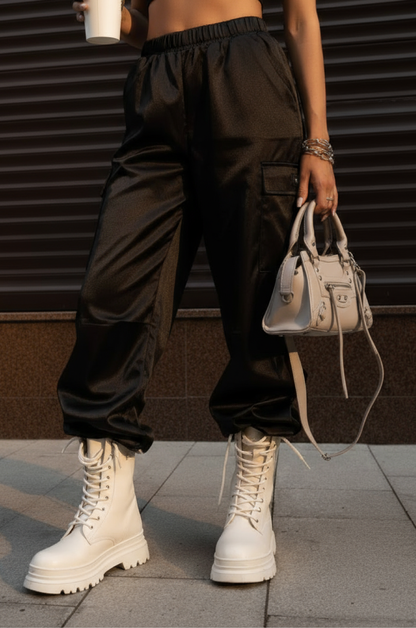 THE SATIN PARACHUTE – Satin Black