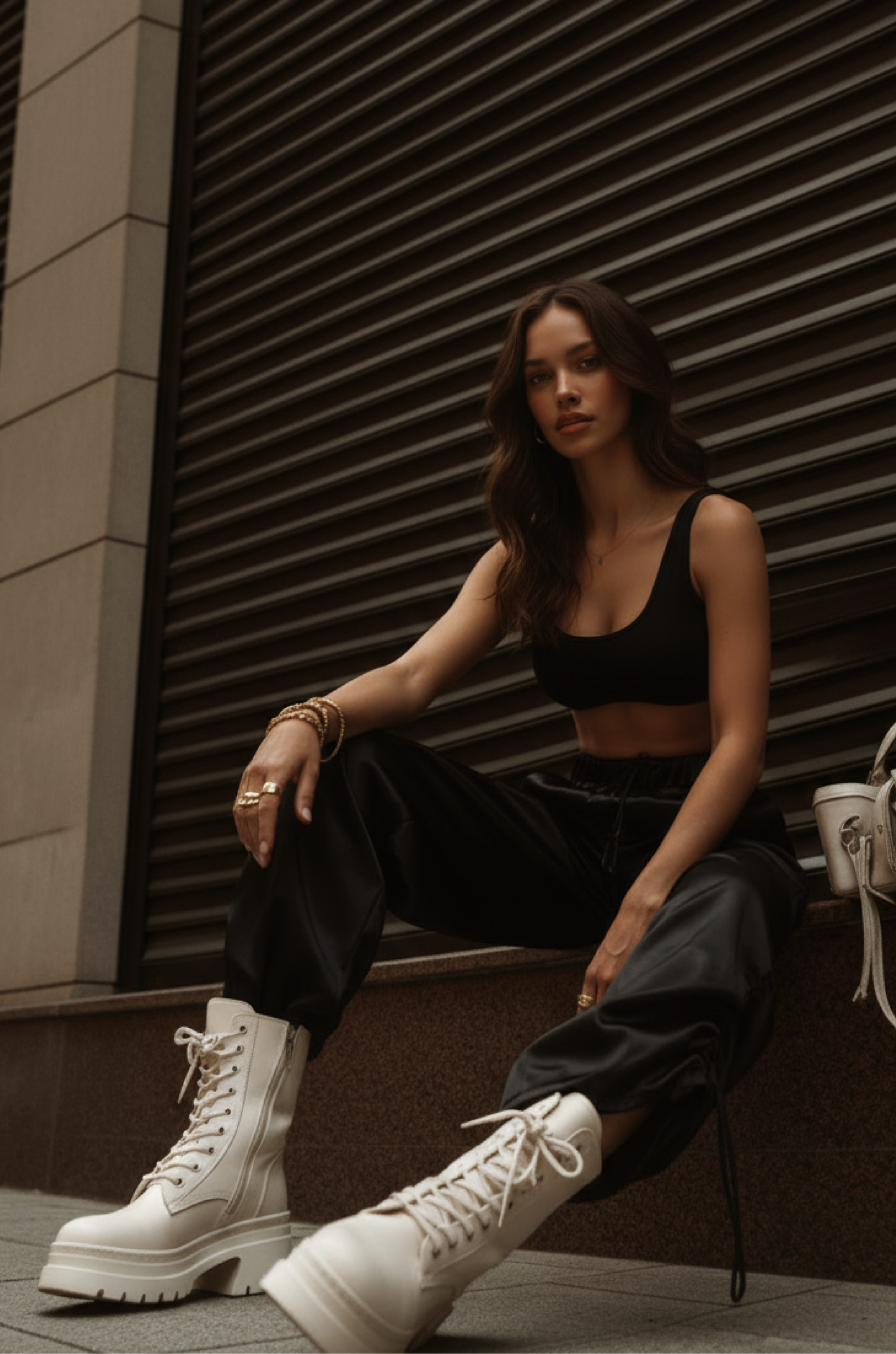 THE SATIN PARACHUTE – Satin Black